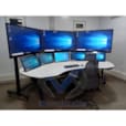 Tables avec Postes de Travail Multi-Ecrans Réglables en Hauteur pour SOC DESK-SOC